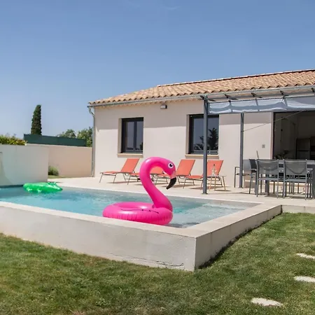 Les Des Fontaines Holiday home *