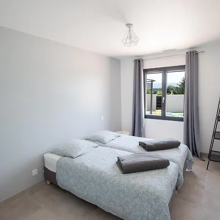 Les Des Fontaines Holiday home