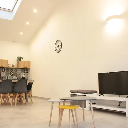 Les Des Fontaines Holiday home Saumane-de-Vaucluse
